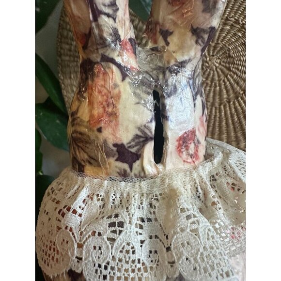 Vintage papier-mâché floral Easter bunny,  coin Bank - Picture 9 of 12